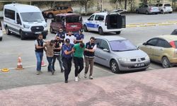 Bodrum'da polise saldıran şüpheliler serbest bırakıldı