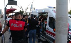 Malatya'da otobüste tartışan 2 kadın indikleri durakta birbirlerini bıçakla yaraladı