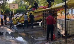 Göle düşen uçağın enkazının çıkartılma görüntüleri paylaşıldı