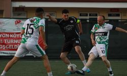 Futbol Şöleni Devam Ediyor: Şampiyon Köyler Turnuvası'nda Heyecan Dorukta