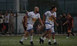 "Yenicepınar Son Nefeste Kazandı: 4-3"  A Grubu'nda Gollü Akşam: Taraftarlar Futbola Doydu