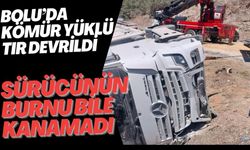Bolu’da kömür yüklü tır devrildi: