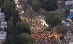 İsrailliler, Tel Aviv'de sokağa çıktı: Gazze'de savaşın sona erdirilmesi talebiyle protesto düzenleniyor