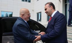 Bakan Kacır, Suriyeli mevkidaşı ile bir araya geldi