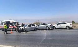 Gaziantep’te dört aracın karıştığı zincirleme kaza: 9 yaralı