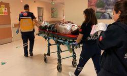 Bursa'da otomobil motosiklete çarptı: 2 yaralı