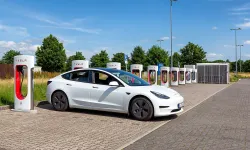 Tesla, SuperCharger ücretlerine bir zam daha yaptı