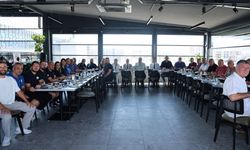 Nilüfer Belediyespor Kulübü Bursa voleyboluna yön verenlerle buluştu