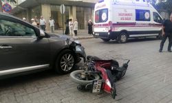 Isparta'da otomobil ile motosiklet çarpıştı: 1 yaralı