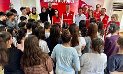 Kızılay’ın şefkat eli çocuklara ulaştı