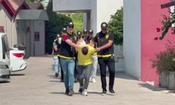 2 kişiyi vurup kuyumcu soymuşlardı: Altınları satıp paraları sayarken kendilerini çekmişler