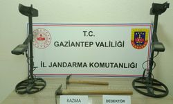 Kaçak kazı yapan 2 şahsı jandarma suçüstü yakaladı