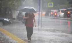 Meteoroloji'den 9 kente uyarı: Sağanak ve fırtına etkili olacak