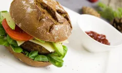 Avrupa Birliği'nde vejetaryen burgeri yasaklama girişimi