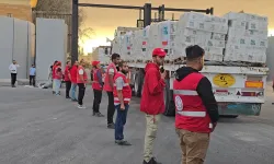 Gazze’ye insani yardım tırları, Refah Sınır Kapısı'nda