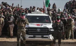 Hamas, esirlerin serbest bırakılacağı noktalara nakillerin tamamlandığını duyurdu