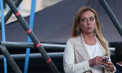 Meloni: Sigarayı bırakmaya zorlanırsam, birini öldürürüm