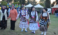 Sakarya’da Karadeniz rüzgarı: Yüzlerce kişi horon teperek coştu