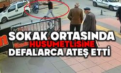 Sokak ortasında husumetlisine defalarca ateş etti