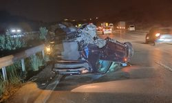 TAG Otoyolu'nda otomobil bariyerlere çarptı: 1 ölü