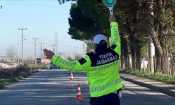 Sakarya'da abartı egzoz denetimleri: 25 araç trafikten men edildi