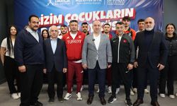 Başkan Bıyık milli sporcularla bir araya geldi