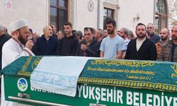 Aynı kazada ölüm ayırdı: Anne dün, oğlu bugün son yolculuğuna uğurlandı