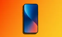 iPhone'lar 20. yıla özel yenileniyor: İşte iPhone 20 tasarımı