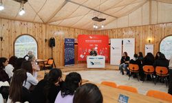 Bilim Kafe’de her yönüyle Mehmet Akif konuşuldu