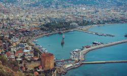 Gecenin Ritmi Hiç Düşmüyor: Eğlence Dünyasında Yıldızlar Geçidi