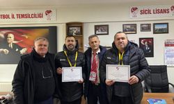 Turgut Özmen’den Gazetemiz Muhabirlerine Anlamlı Ödül