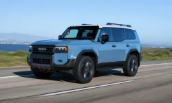 Toyota'dan gizemli paylaşım: Yeni SUV hakkında ilk ipucu geldi