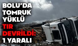 Bolu’da tomruk yüklü tır devrildi: 1 yaralı