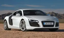 Audi, yeni bir içten yanmalı spor otomobil tanıtacak