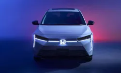 Honda'nın ikonik hibrit modeli Insight, elektrikli olarak geri döndü