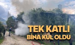 Metruk bina alev alev yandı