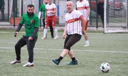 Veteranlar Sahaya İzzet Baysal İçin Çıkacak