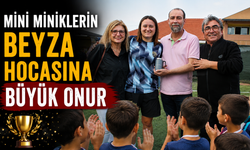 Mini Miniklerin Beyza Hocasına Büyük Onur