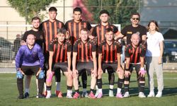 Yeni Pelitçik'ten Gol Şov! 9 Gollü Maçta Liderliğini Perçinledi