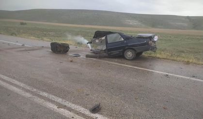 Ankara’da karşı yönlerde seyreden tırla otomobil çarpıştı: 1 ölü