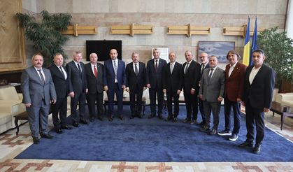 Bakan Bolat, ARICE Başkanı Frunzulica ile bir araya geldi