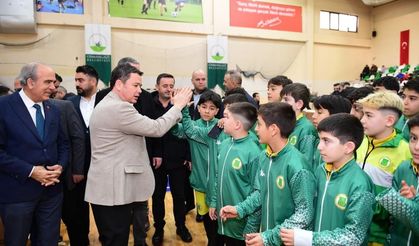 Osmangazi Belediyesi’nden amatör spor kulüplerine malzeme desteği
