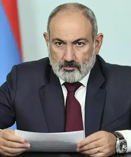 Ermenistan'da darbe girişimi iddiası! 8 komutan gözaltında