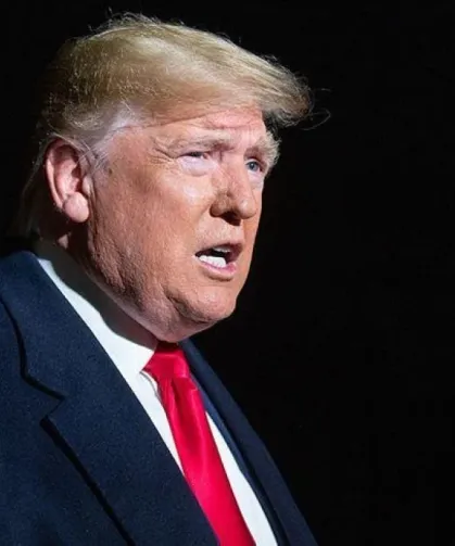 Donald Trump: Hem ülkeyi hem de dünyayı yönetiyorum