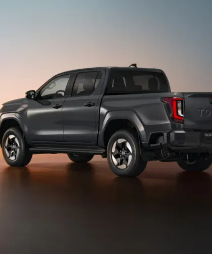 Toyota Hilux yenilendi: Tamamen elektrikli yeni bir versiyon var