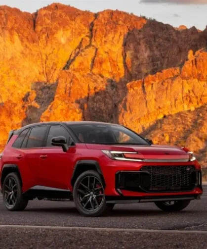 Toyota RAV4, evinizin 1 haftalık enerji ihtiyacını karşılayacak