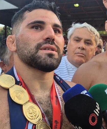 Kırkpınar'ın yeni başpehlivanı Erkan Taş: "Kendimi rüyada gibi hissediyorum"