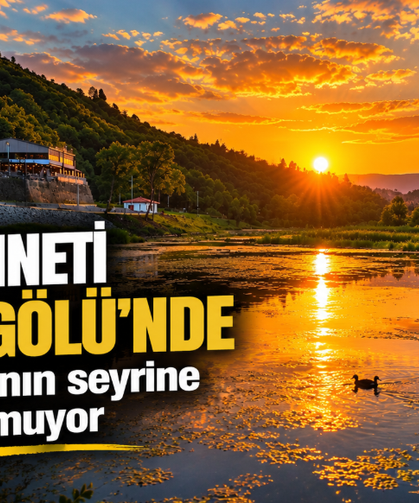 Düzce'nin kuş cenneti Efteni Gölü'nde gün batımının seyrine doyum olmuyor