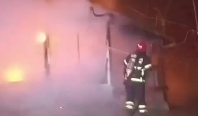 Yanan ev alev topuna döndü