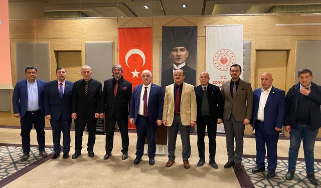 Gazeteciler, Zonguldak Valiliği'nin düzenlediği yemekte bir araya geldi